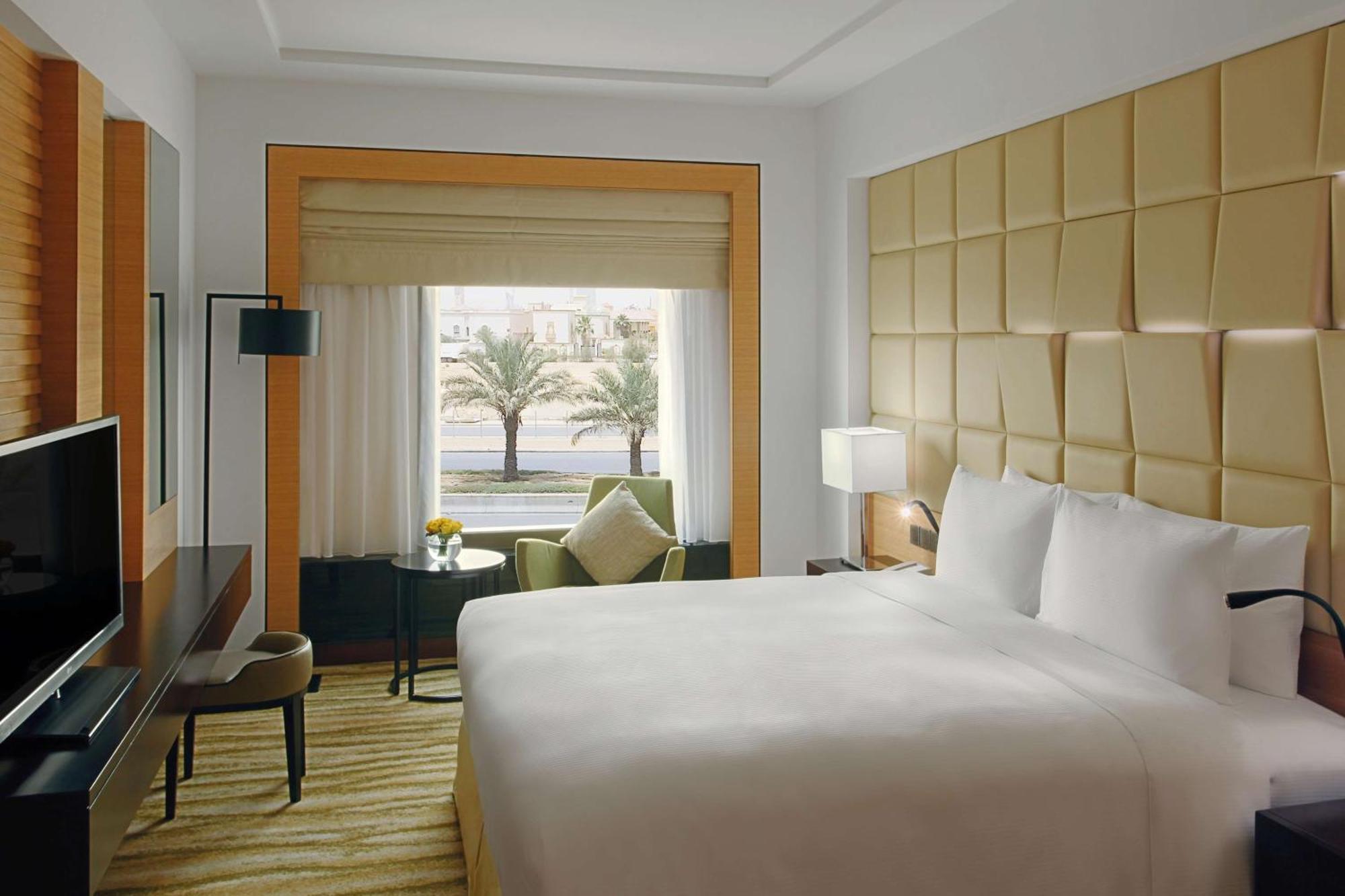 Hotel Doubletree By Hilton - Al Muroj Business Gate Riyadh