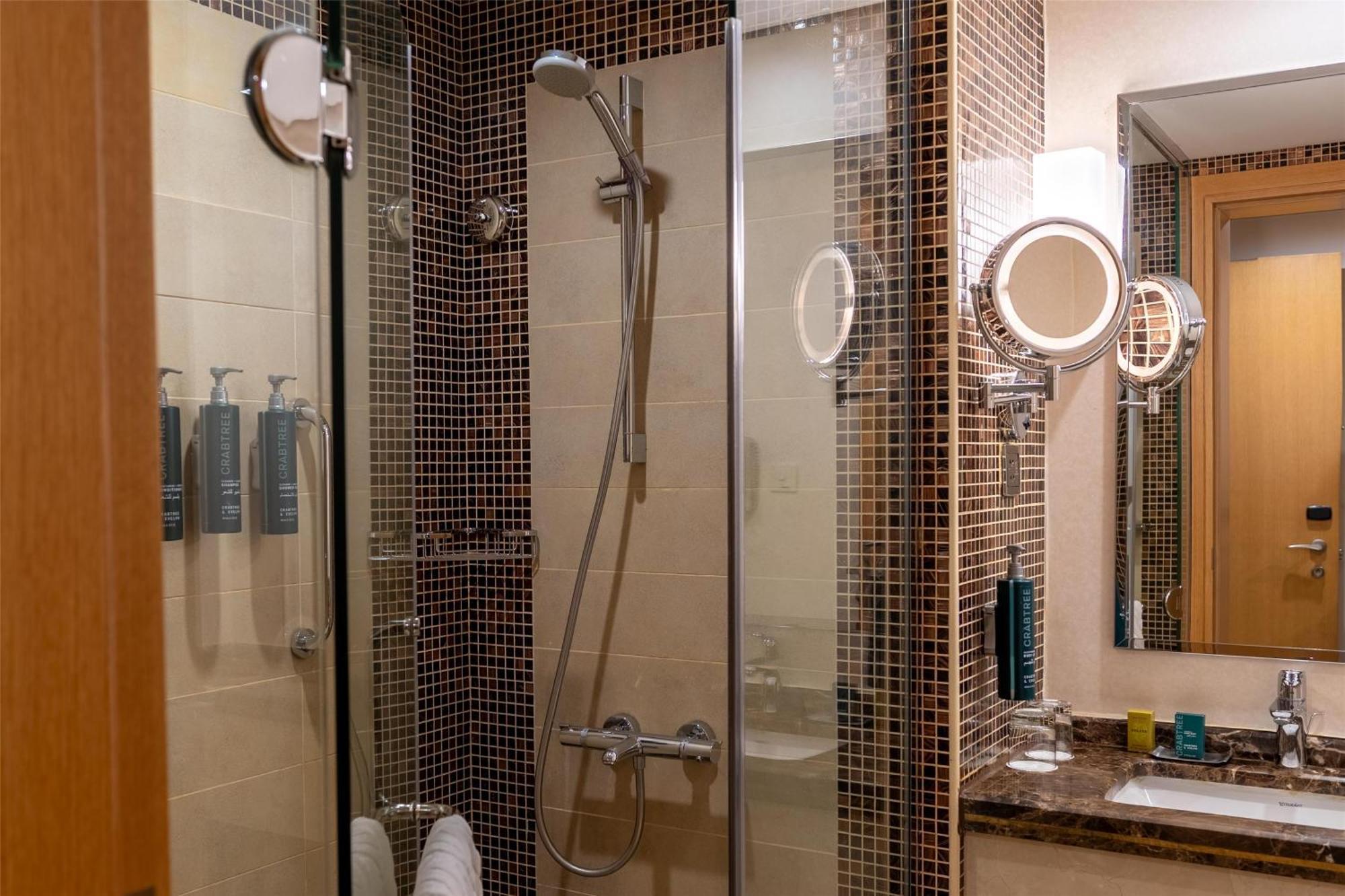 Hotel Doubletree By Hilton - Al Muroj Business Gate